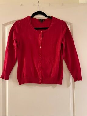 Red Round-Neck Button Cardigan